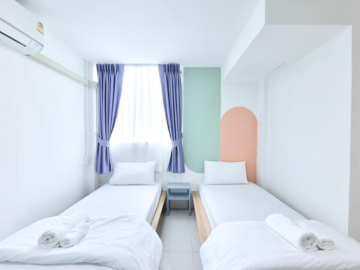 The Zai Apartment Ban Krathum Lom Екстер'єр фото