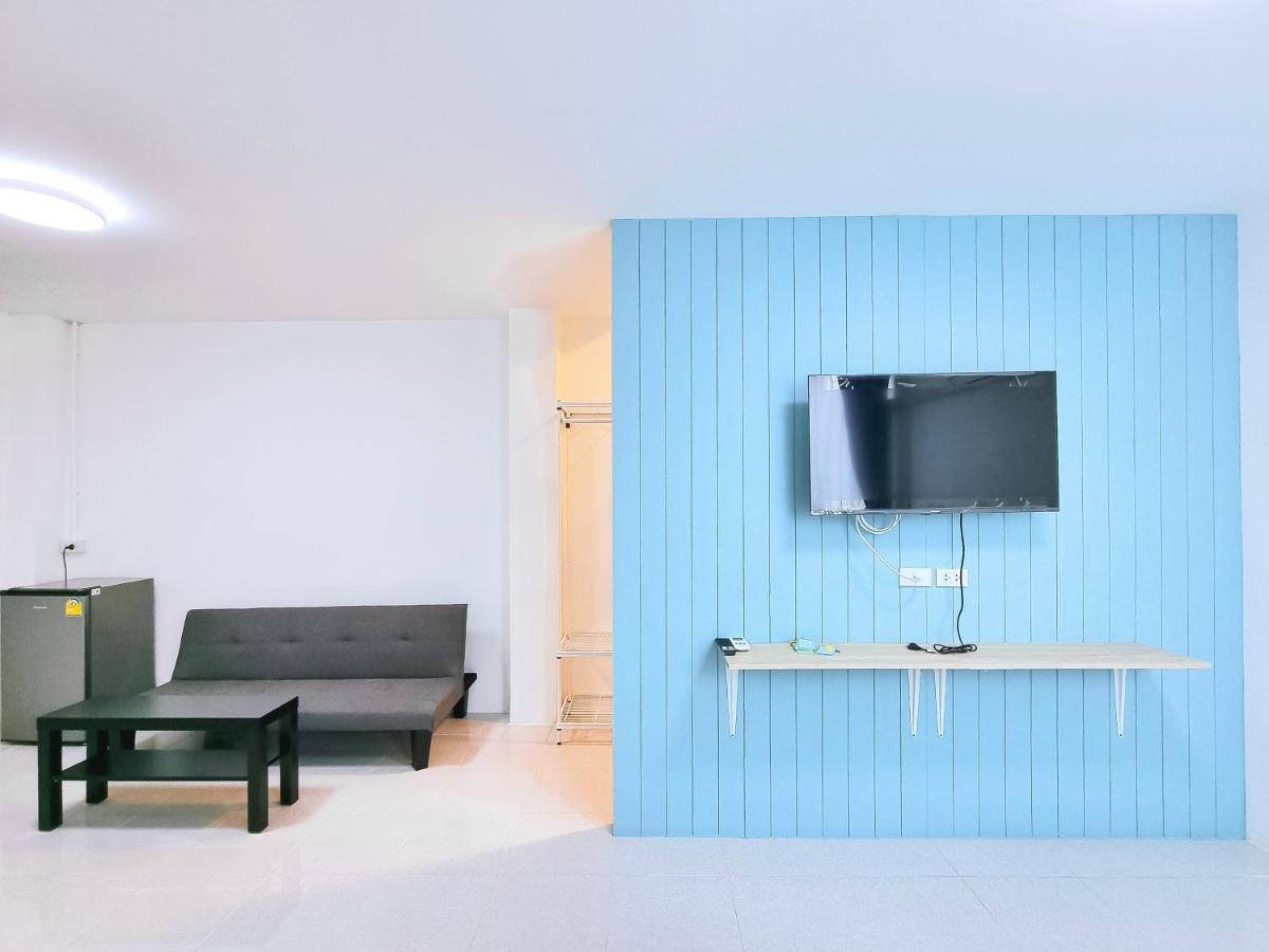 The Zai Apartment Ban Krathum Lom Екстер'єр фото