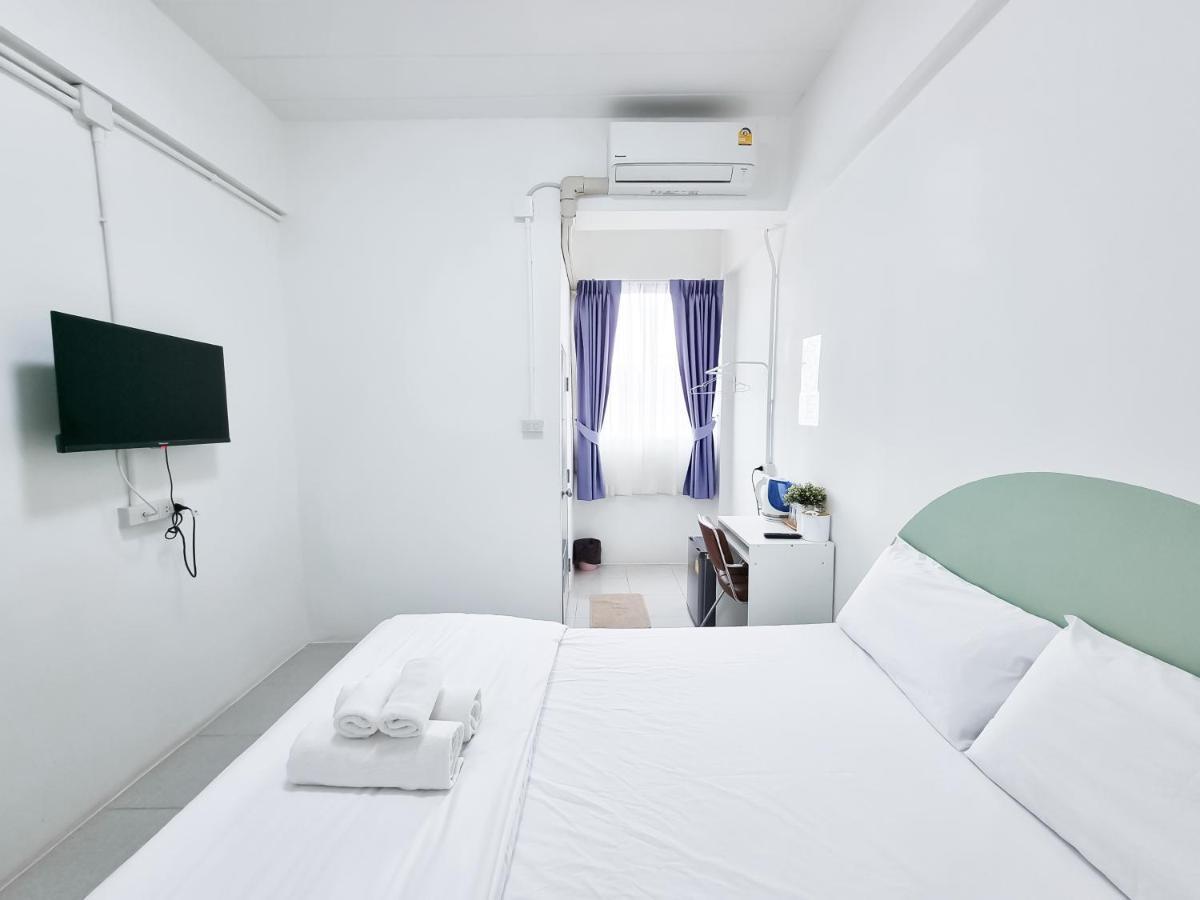 The Zai Apartment Ban Krathum Lom Екстер'єр фото
