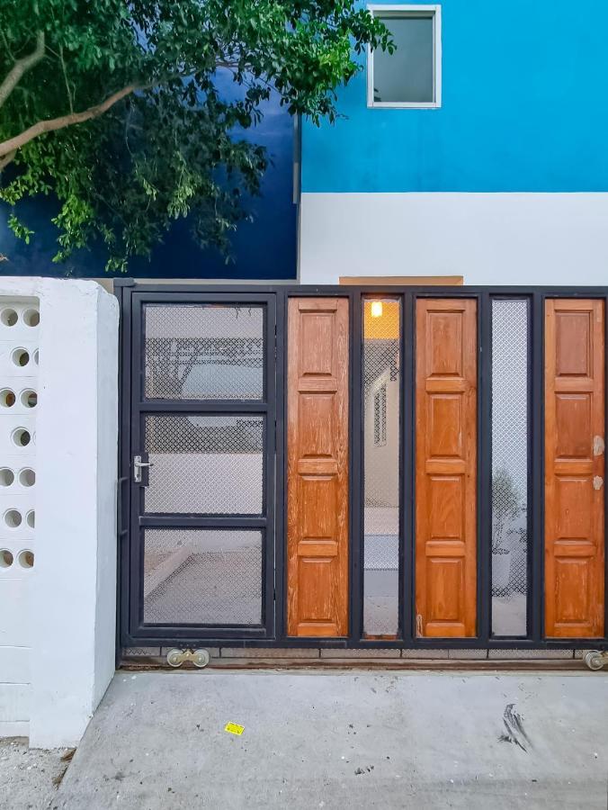 The Zai Apartment Ban Krathum Lom Екстер'єр фото