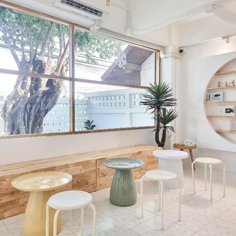 The Zai Apartment Ban Krathum Lom Екстер'єр фото
